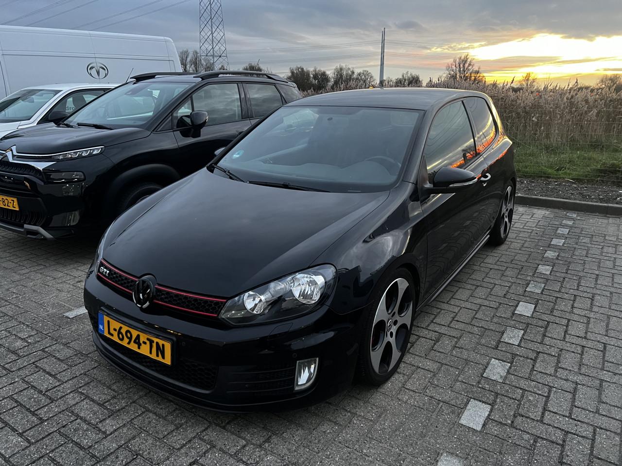 Volkswagen golf gti