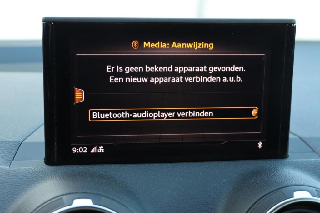 Audi Q2 1.0 tfsi sport airco | navi