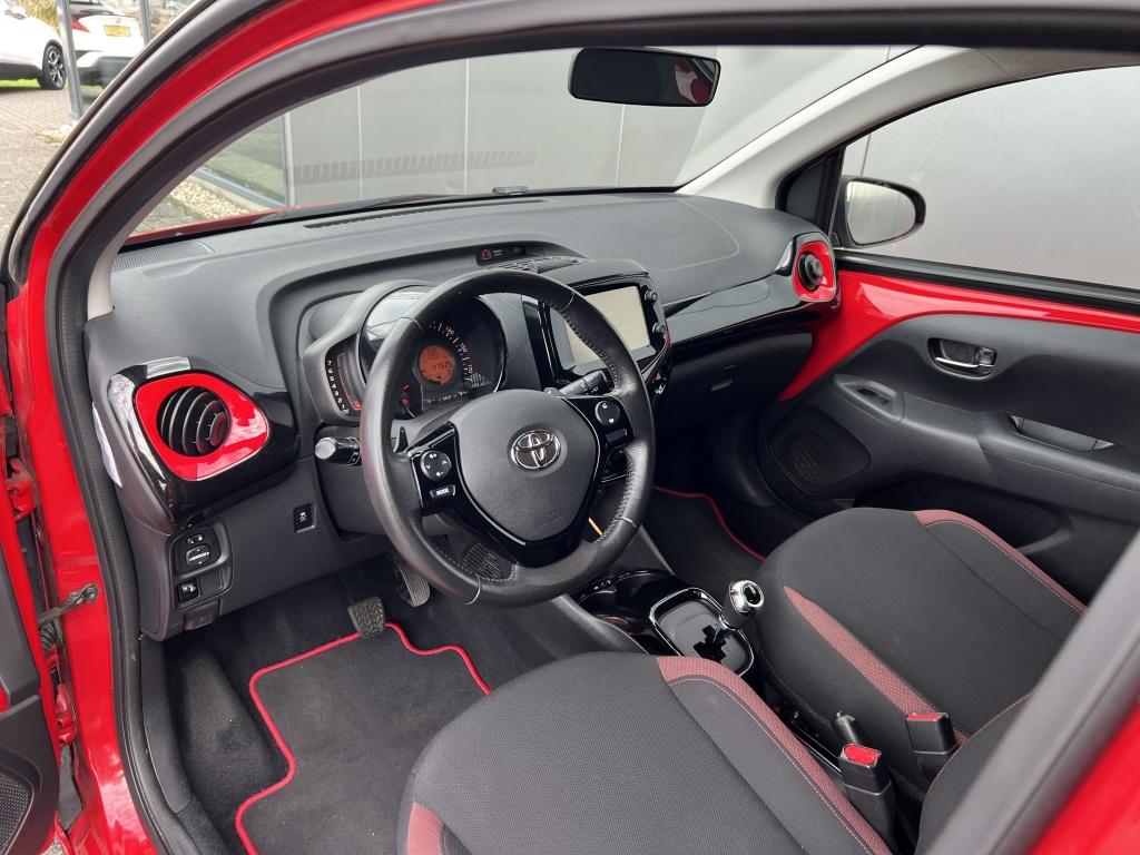 Toyota Aygo 1.0 vvt-i x-cite | nl auto | dealeronderhouden |