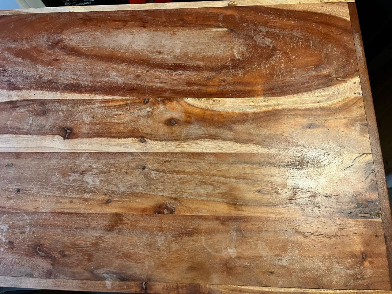 Bartafel met 2 stoelen + optioneel 2 gratis opklapbare barstoelen