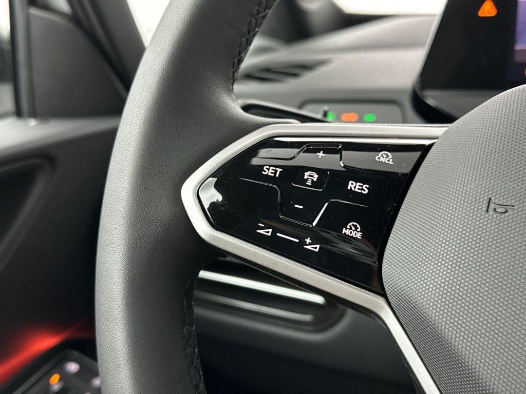 Volkswagen Id.3 black edition 52 kwh accu. 125 kw / 170 pk hatchba