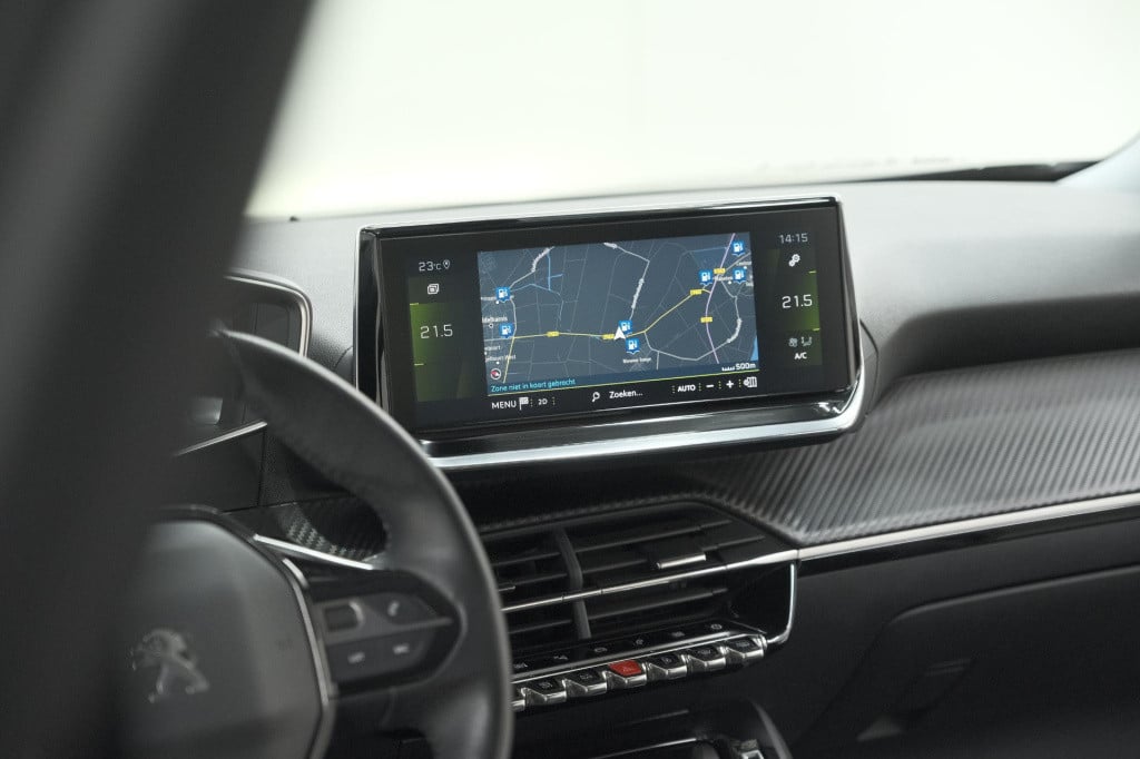 Peugeot 2008 puretech 130 blue lease allure | camera | navigatie | apple ca