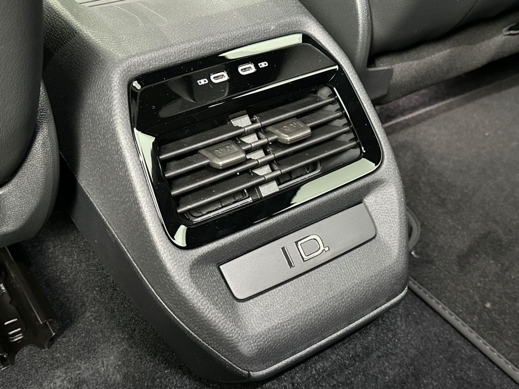 Volkswagen Id.4 pro business 77 kwh