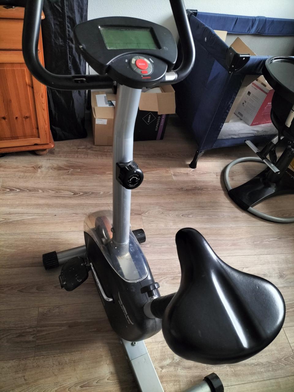 Te koop gebruikte Hometrainer