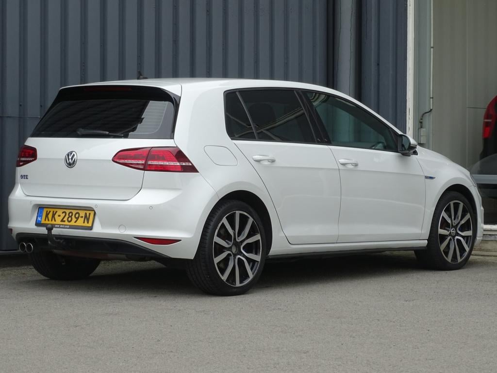 Volkswagen Golf 1.4 tsi gte | led | navi | bluetooth