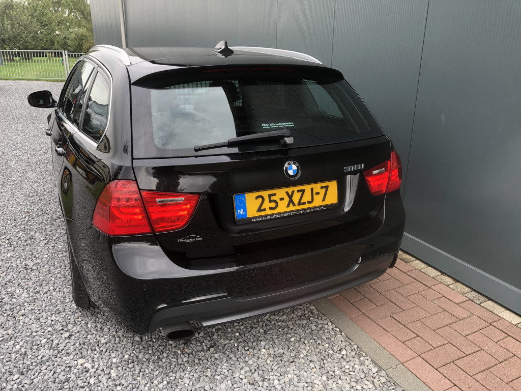 BMW 3-serie touring 318i high executive m-sport edition