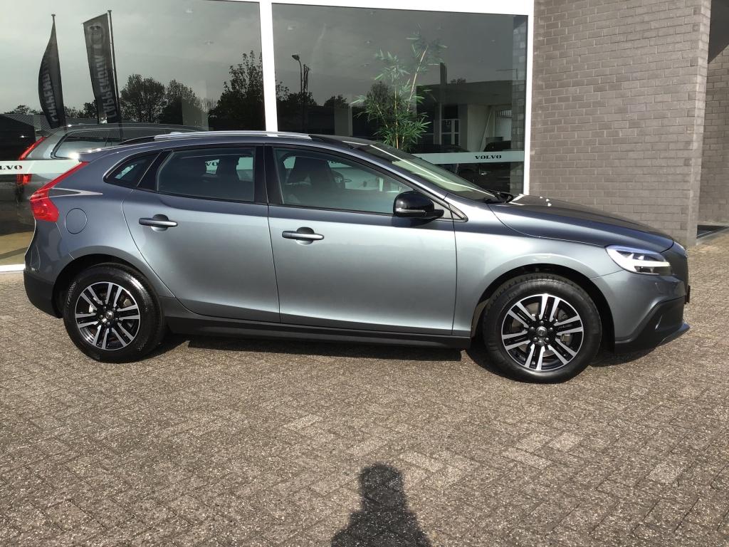 Volvo V40 cross country 2.0 t3 nordic+