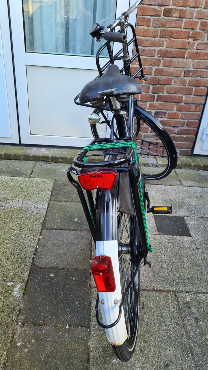 Dames fiets 28 inch-Fr.maat 57cm-met trap ram achter