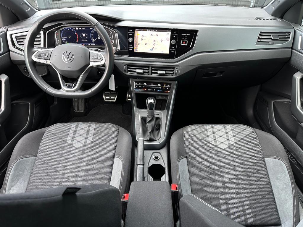 Volkswagen Taigo 1.5 tsi 150pk dsg r-line | trekhaak | iq light | camera | 