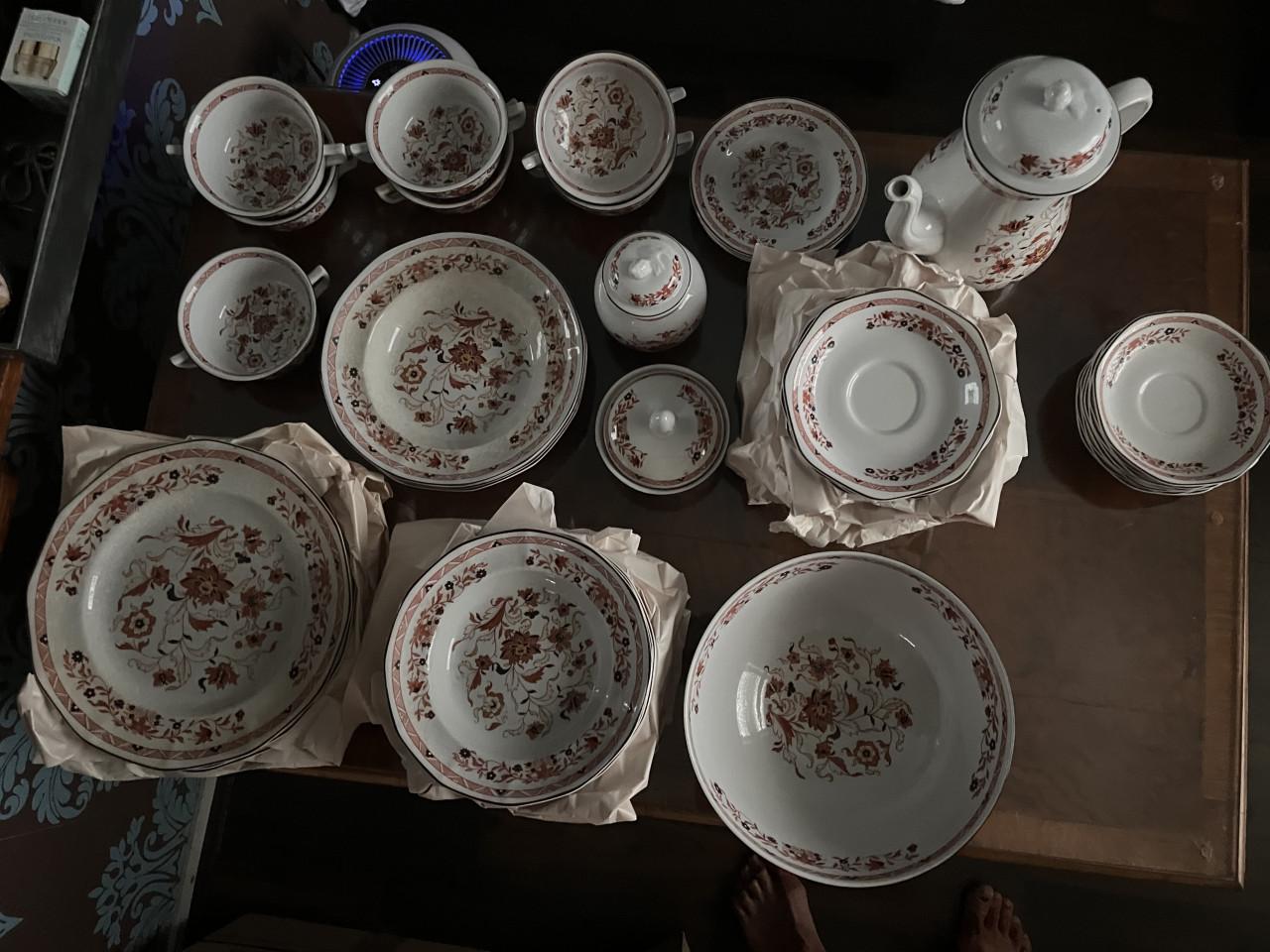 Vintage servies van Wedgwood motief Kashmar