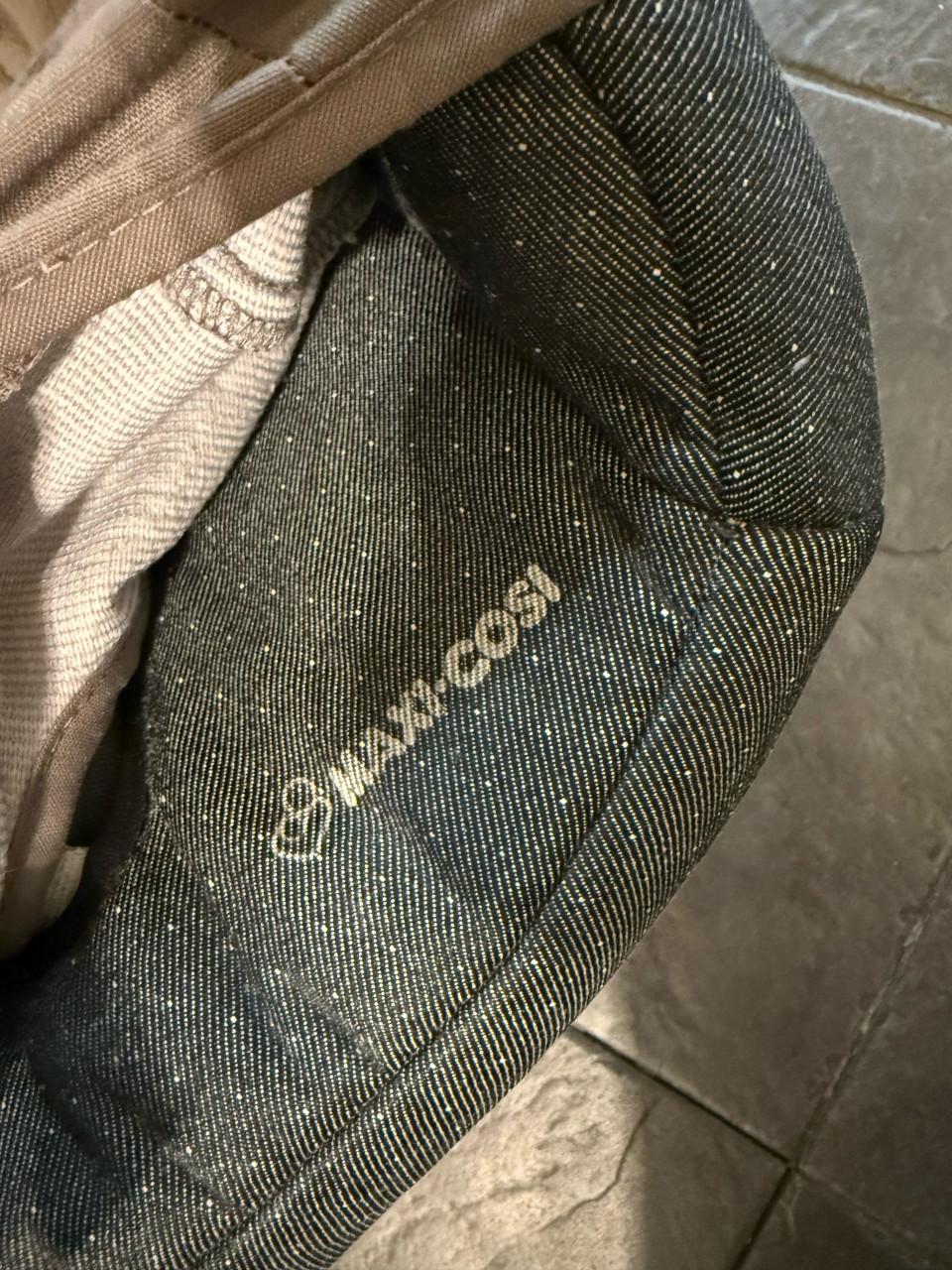 Maxi-Cosi (stoel + base + extra’s)