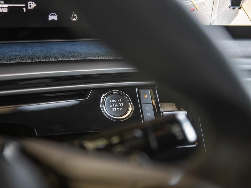 Peugeot 3008 1.2 hybrid 145 e-dcs6 gt automaat
