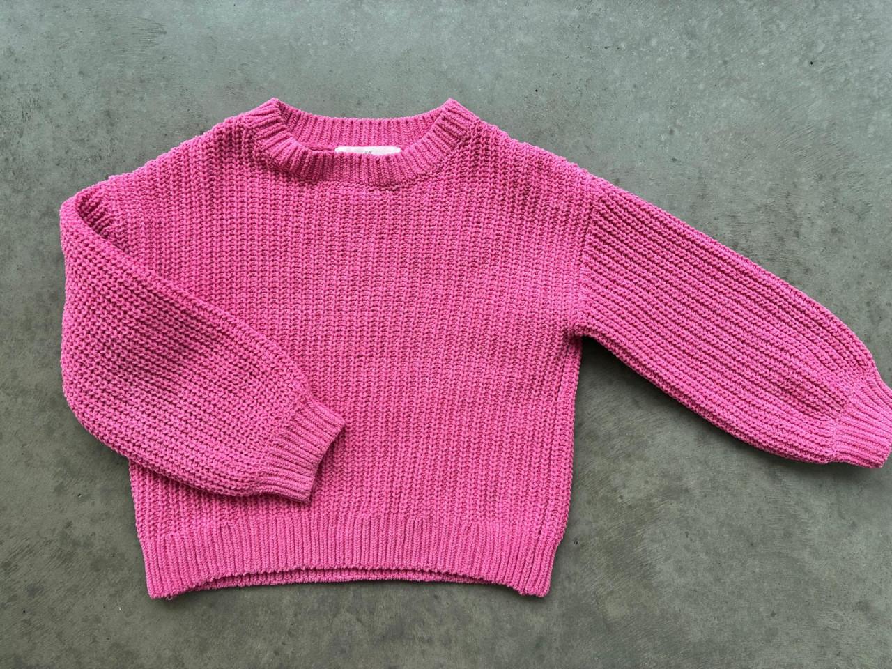 Setje broek met trui maat 122