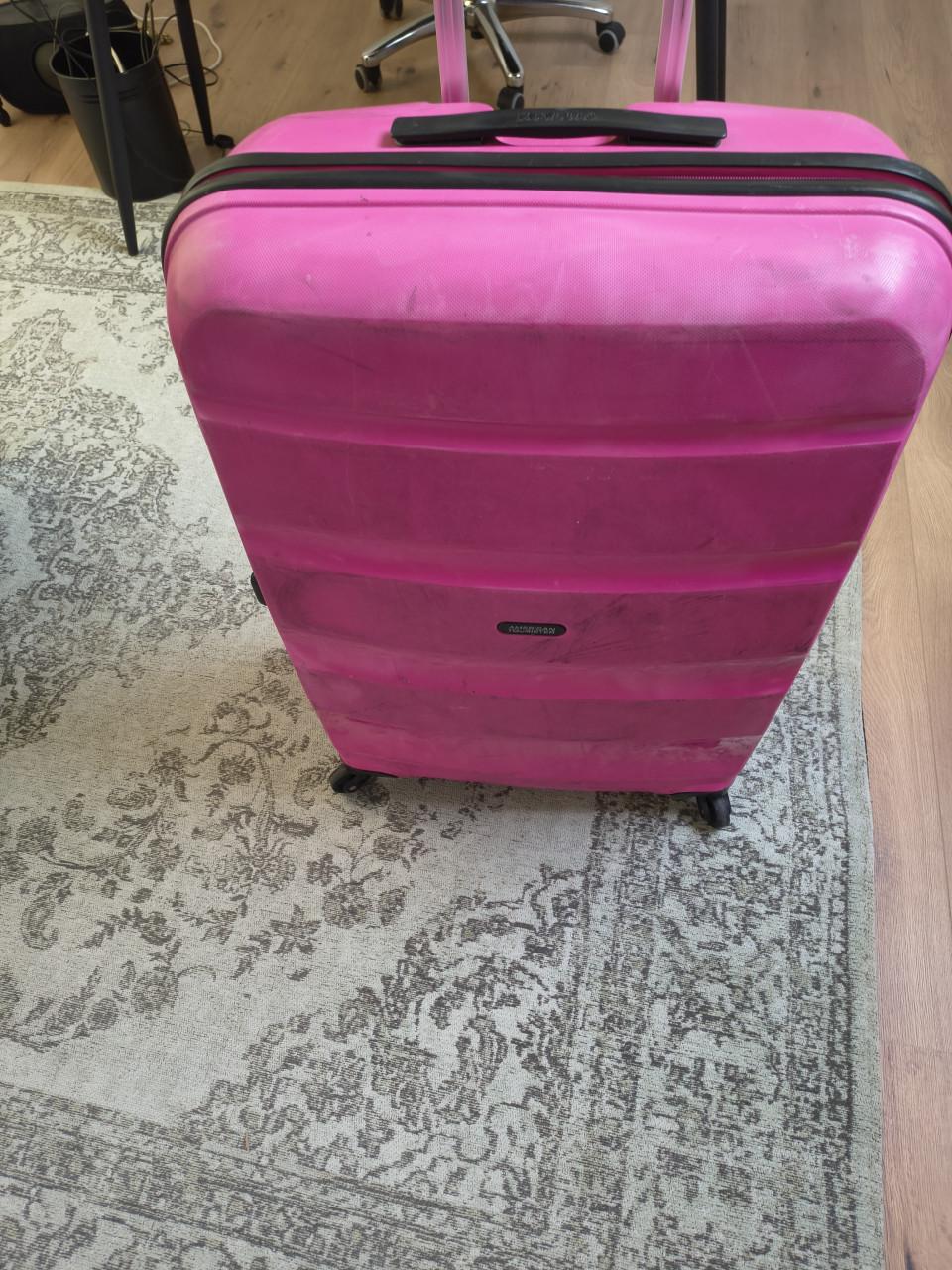2 grote reiskoffers
