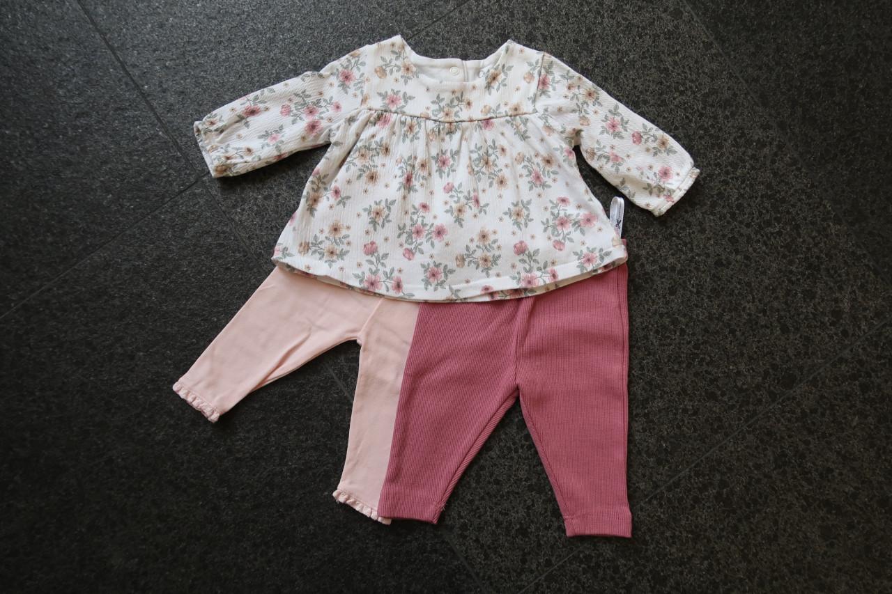 Verschillende setjes babykleding in maatje 56, gebruikt maar in goede staat