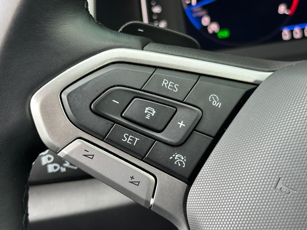 Volkswagen T-roc 1.5 tsi 150pk dsg r-line | camera | keyless | elek. achter