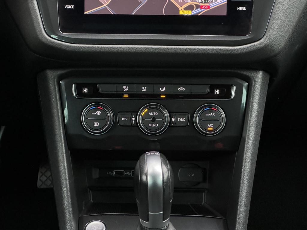 Volkswagen Tiguan 1.5 tsi act highline business r nl-auto, uitklapbare trek