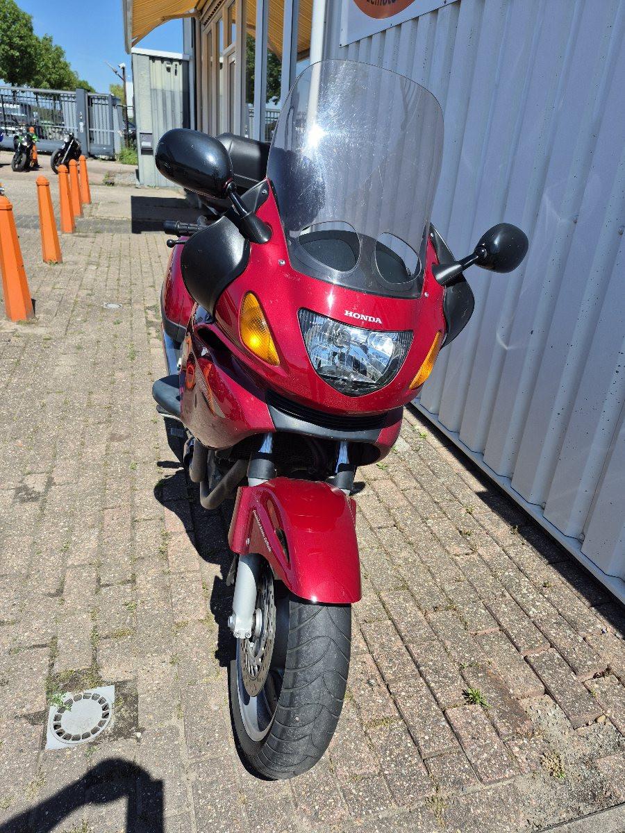 Honda Deauville 650 uit 2003