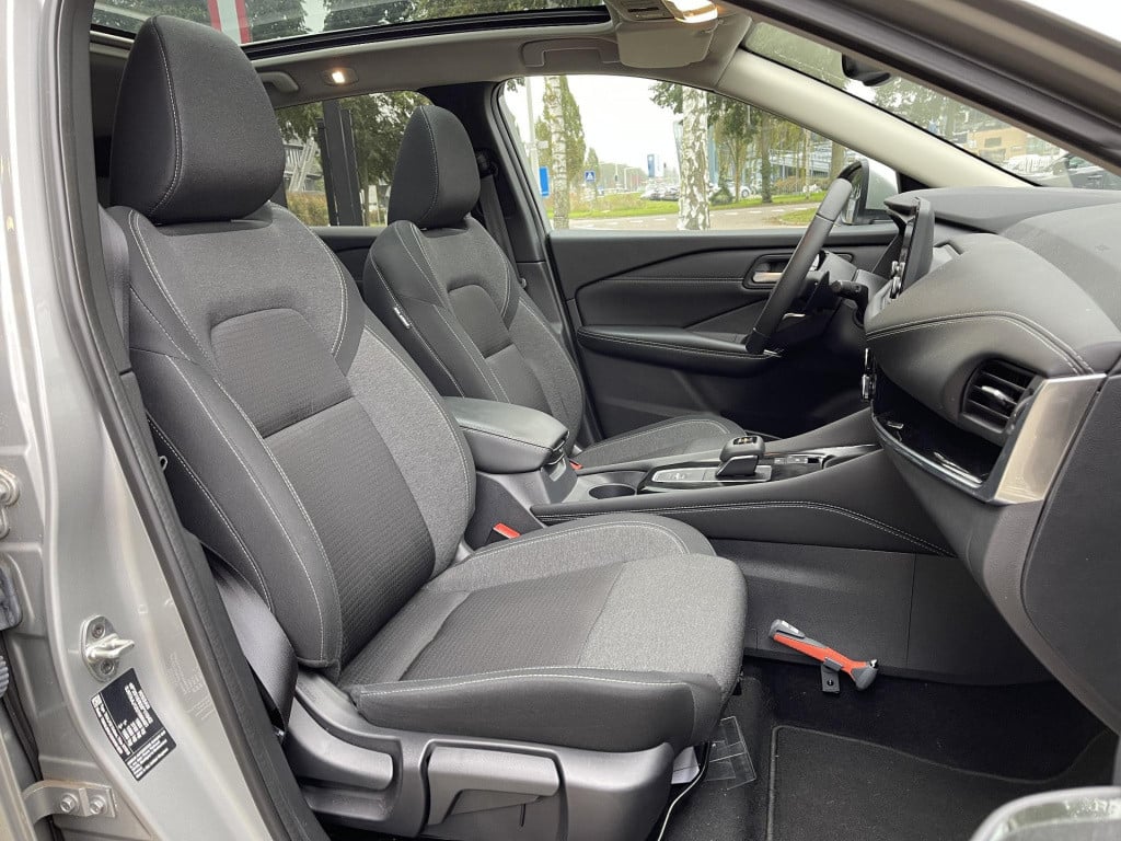 Nissan Qashqai 1.3 mhev xtronic premiere edition | panoramadak | head-up di