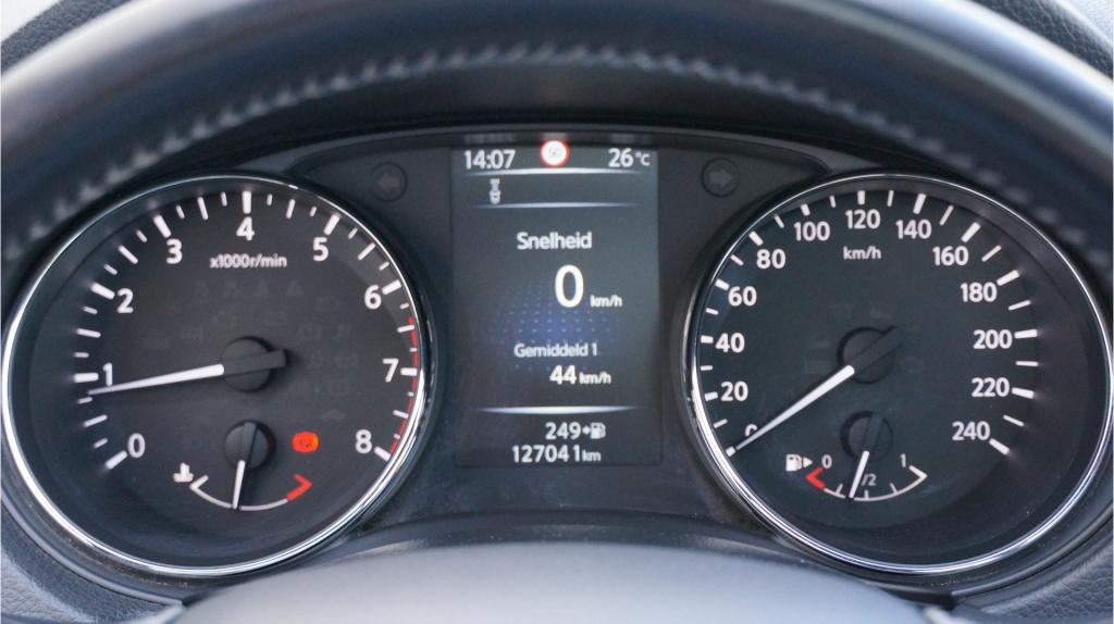 Nissan Qashqai 1.2 n-connecta rijklaar incl garantie
