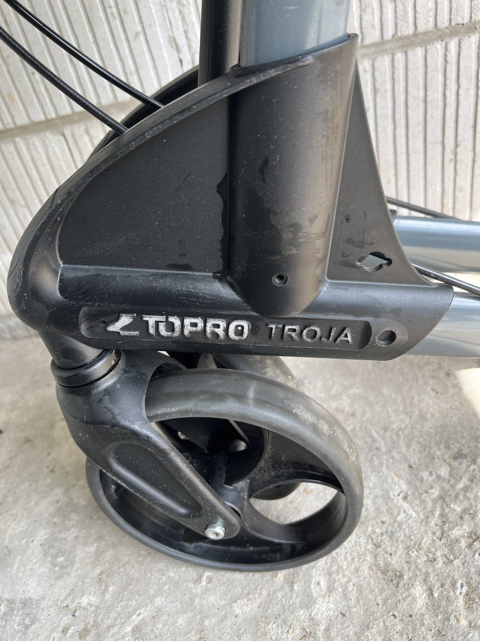 Topro Troja M lichtgewicht Rollator als nieuw. Winkelprijs €259,-