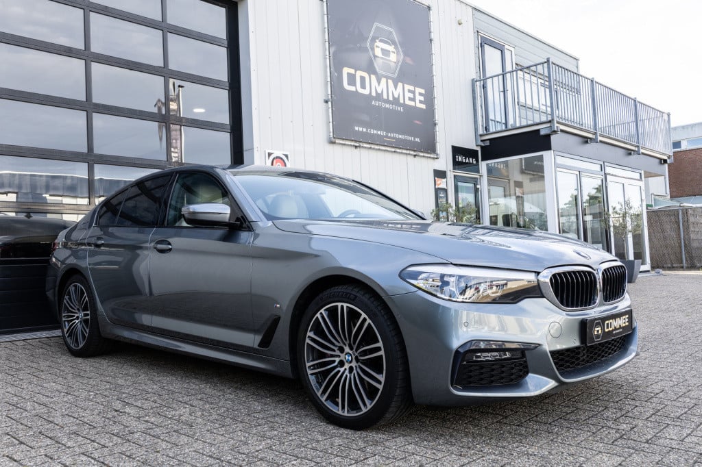 BMW 5 Serie 530e m sport ✅19inch✅cam✅leder✅i.z.g.st.