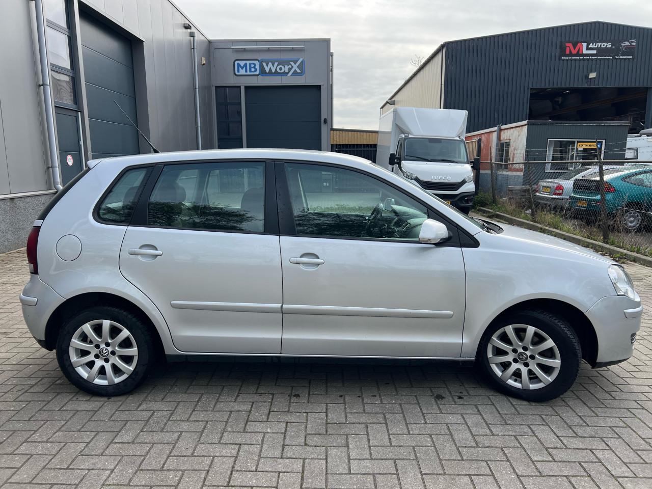 Volkswagen Polo 1.4-16V Sportline 134.727KM