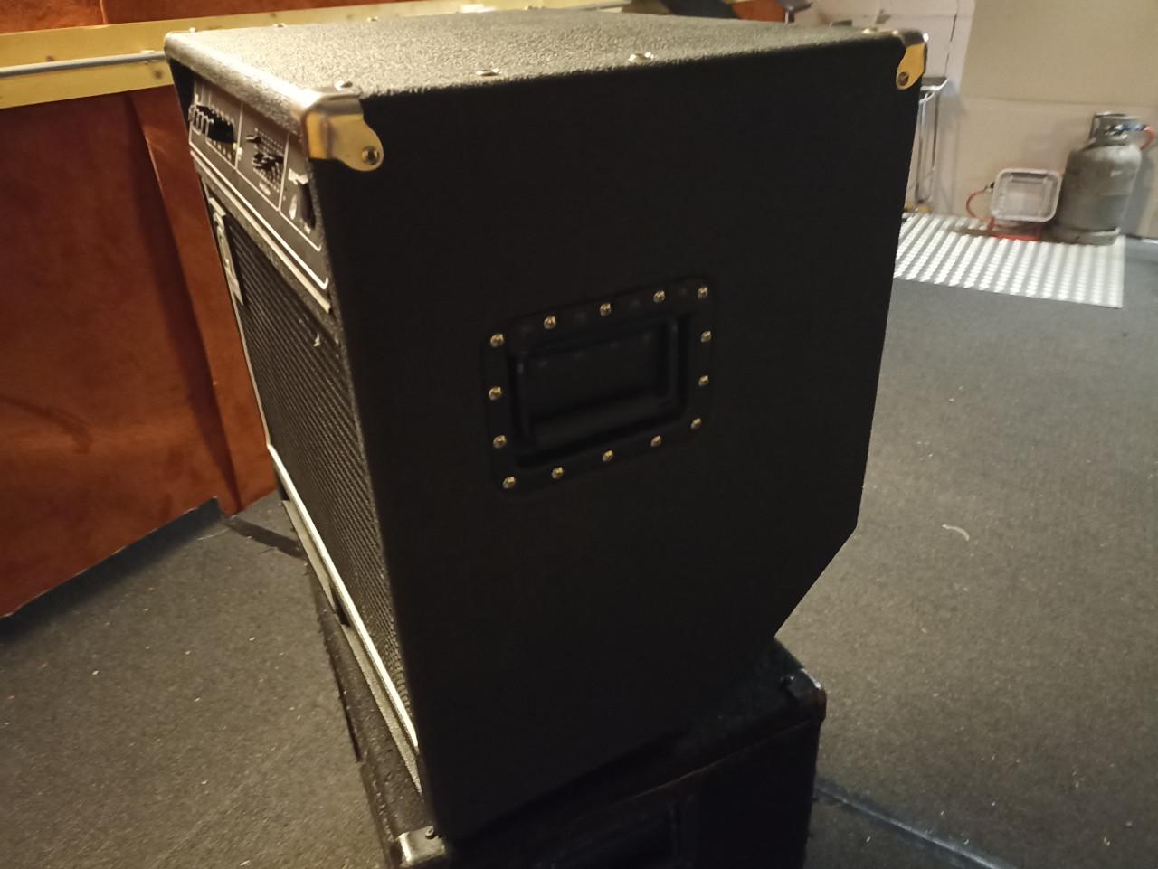 Ampeg BA 500