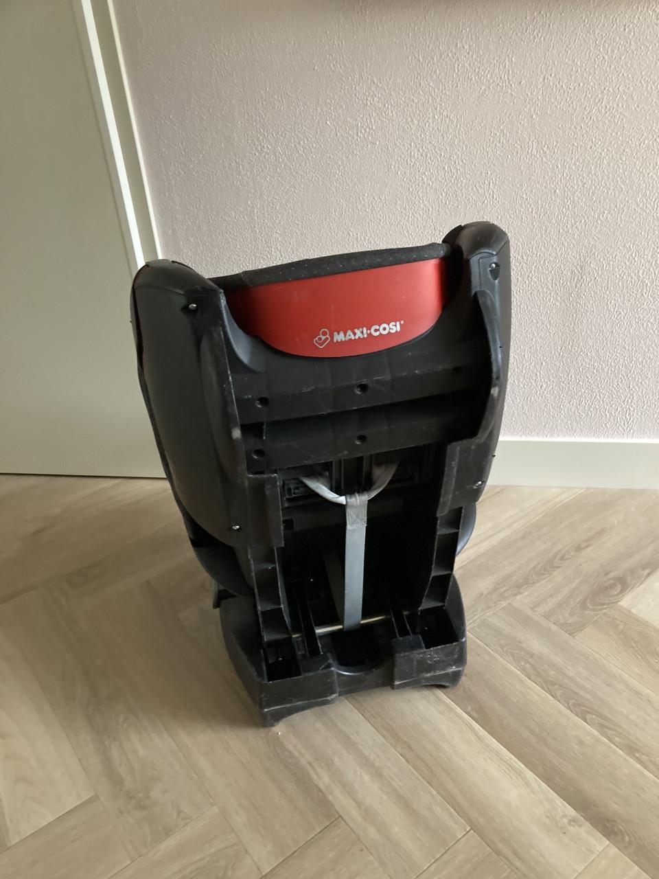 Maxi Cosi Tobi