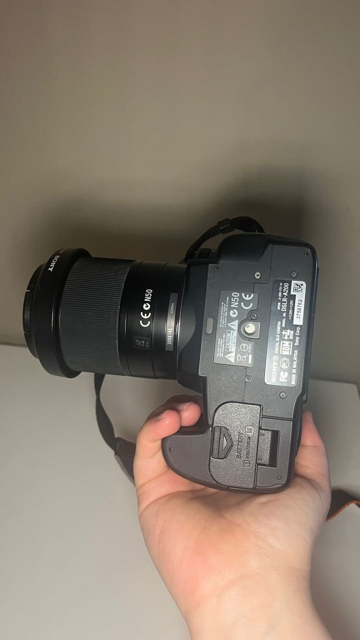 Sony A200 Camera
