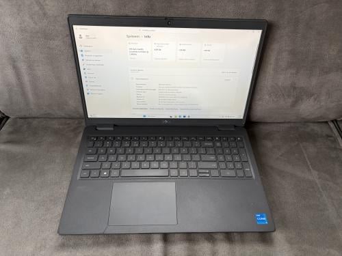 Dell Latitude 3520 |Intel i5 | 8GB | 256GB SSD | Windows 11