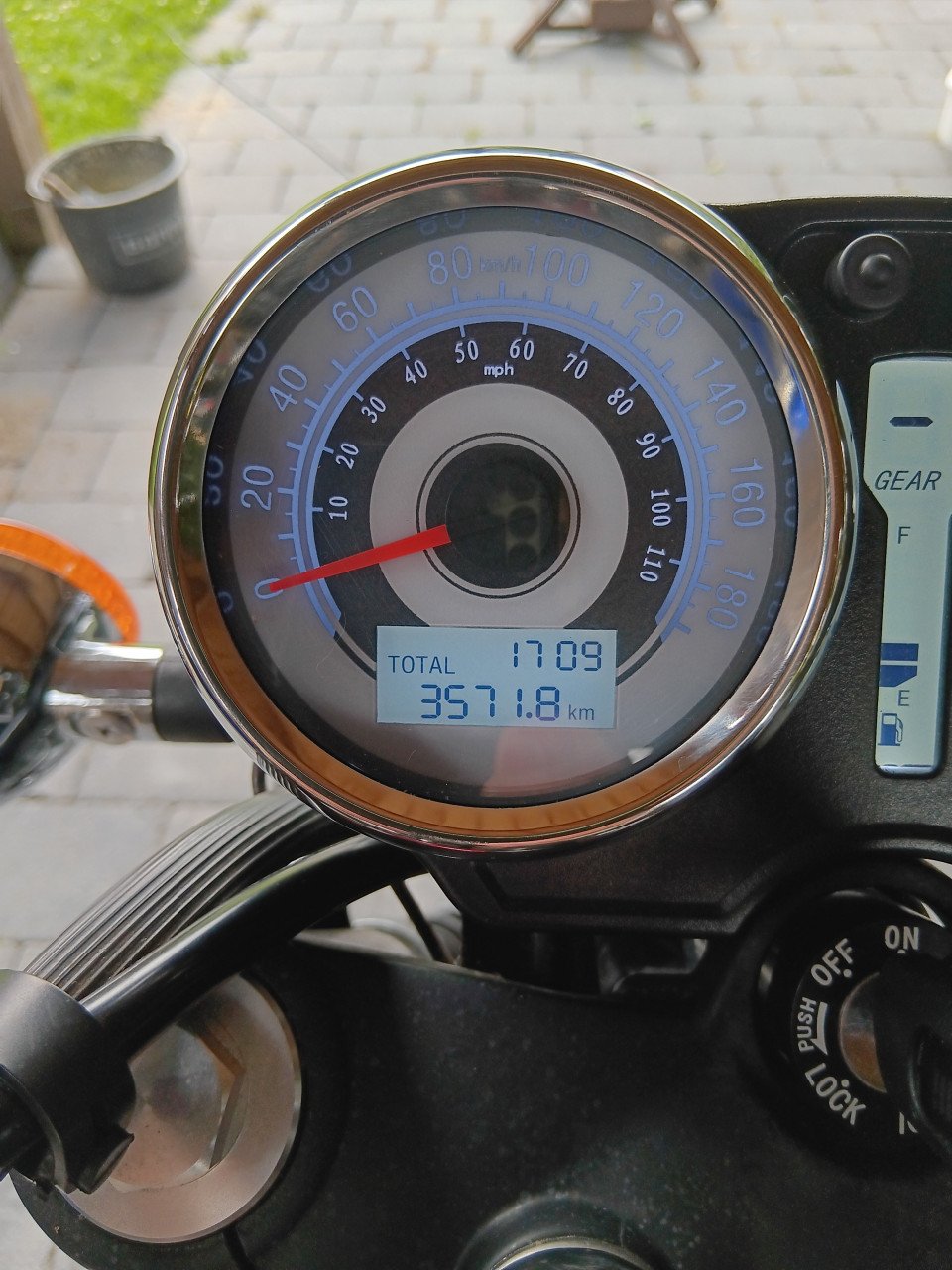 Motor Benelli Imperiale 400