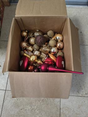 Doos kerstballen