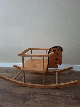 Houten hobbelpaard