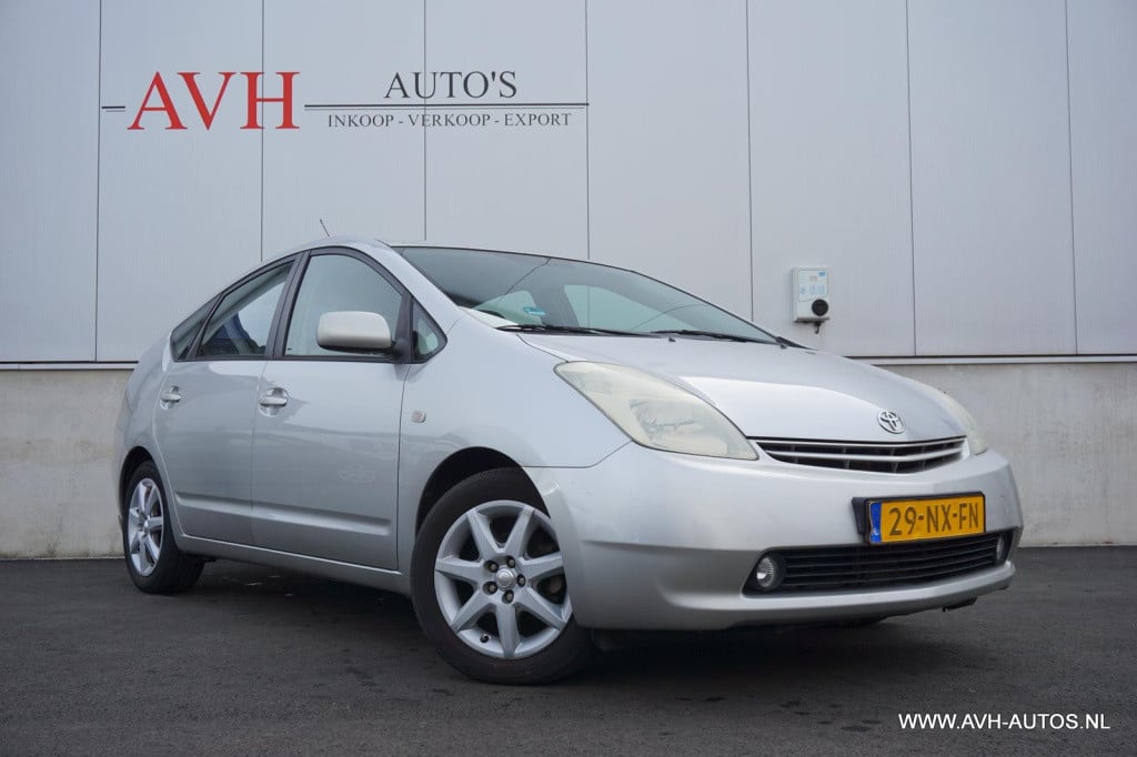 Toyota Prius 1.5 vvt-i