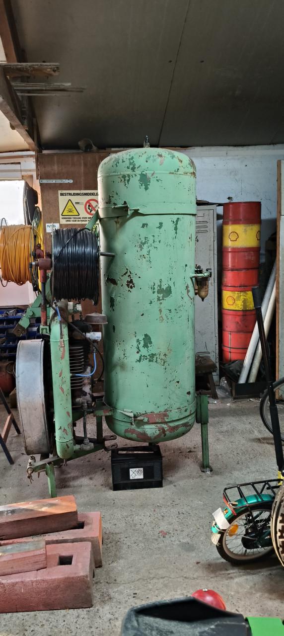 Luchtcompressor aftakas aangedreven