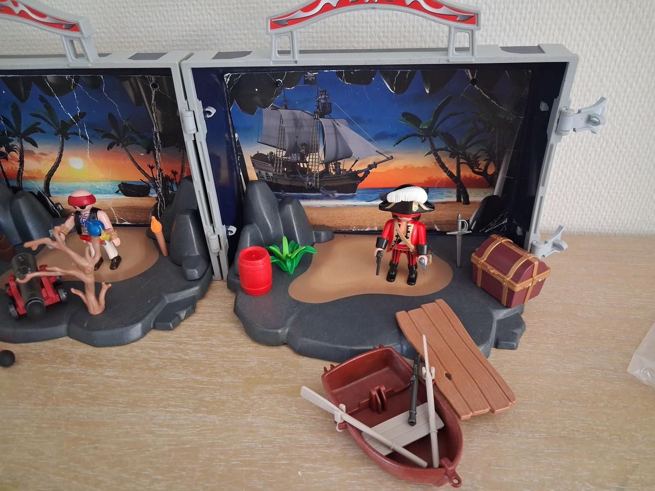 Playmobil piratenkoffer met piraten, kanon, roeiboot set 5347