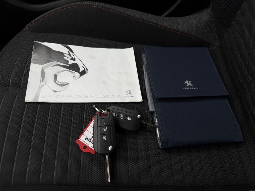 Peugeot 2008 1.2 puretech active