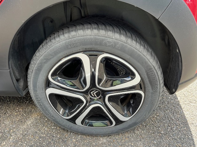 Citroen C3 1.2 puretech 82pk s&s feel edition | kleurnavigatietomtom | blue