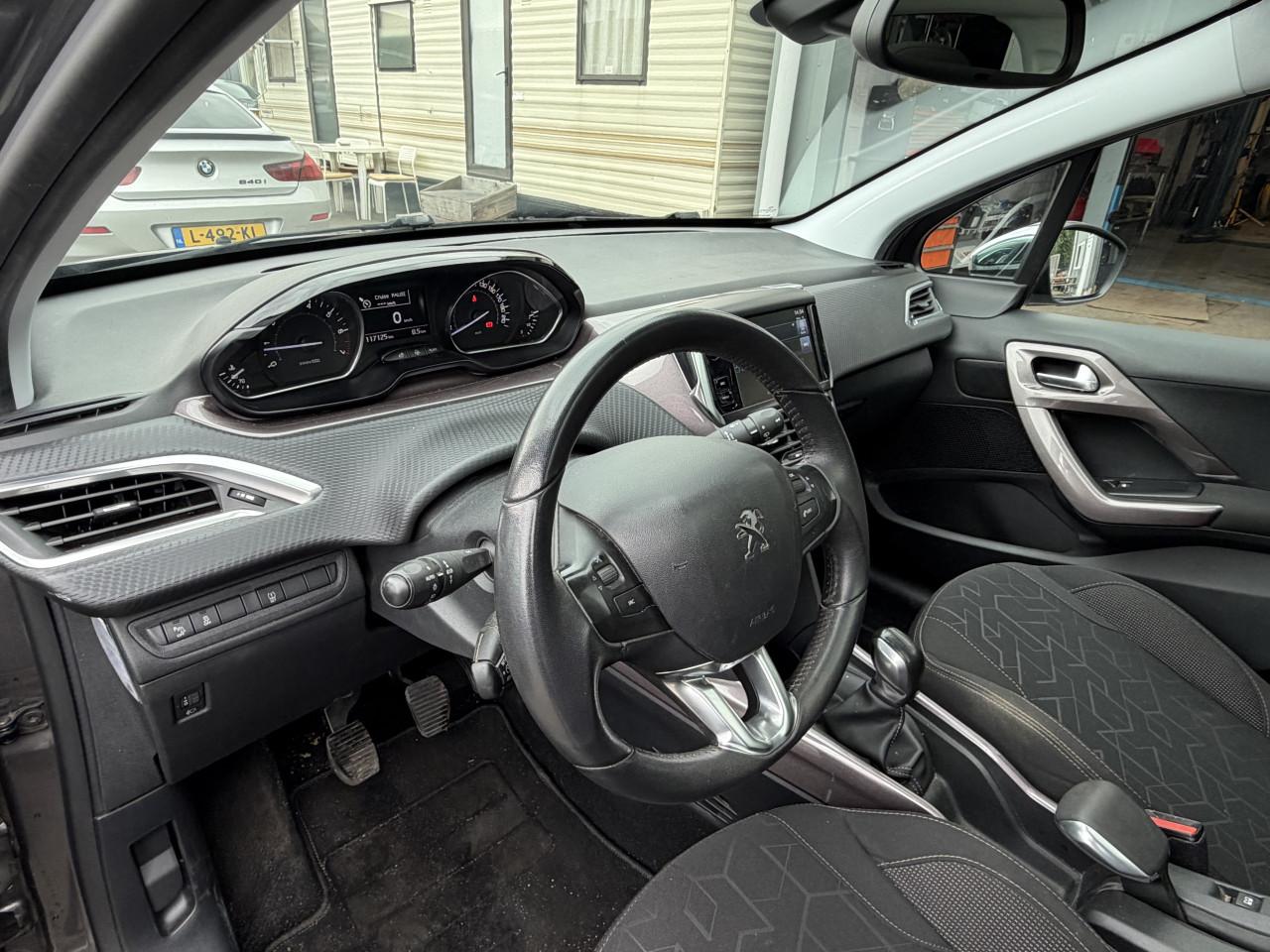 Peugeot 2008 1.2 Puratech Style NAP AIRCO ! ! !