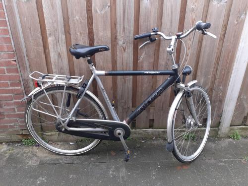 3 x Herenfiets GAZELle 7 versnellingen & Diverse ALTRA