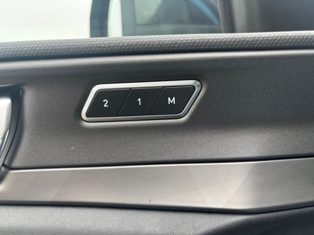 Lynk & Co 01 1.5 261pk, pano, 360gr camera, adaptive cc, carplay