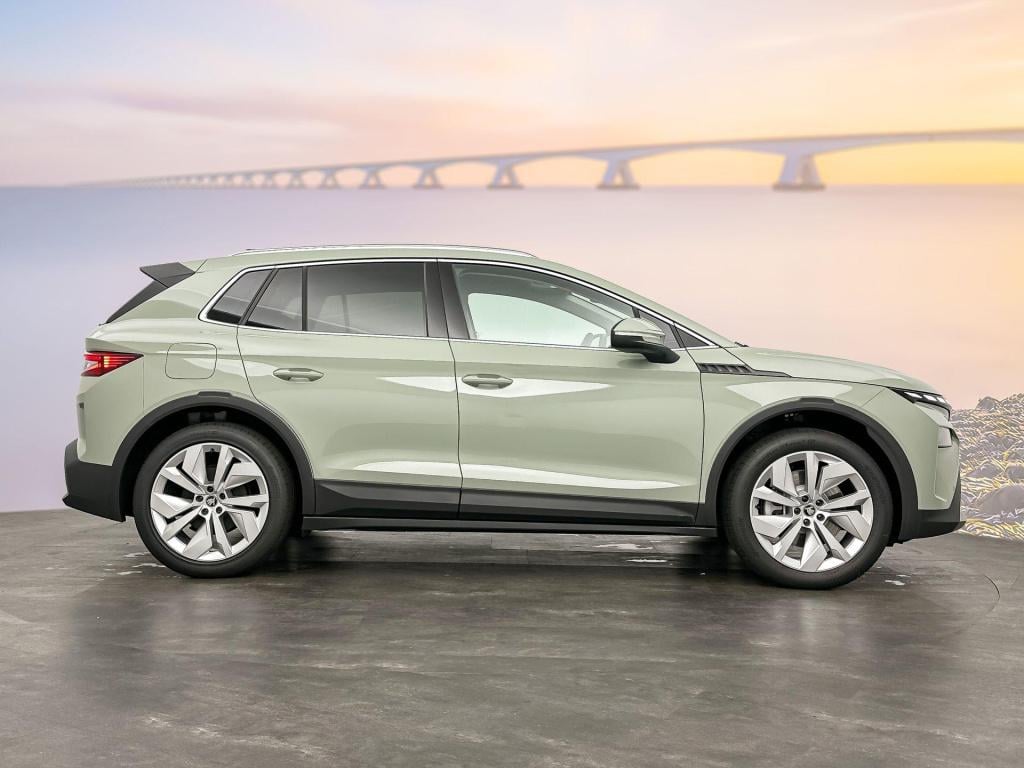 Skoda Elroq business edition elektromotor 140 kw / 190 pk suv