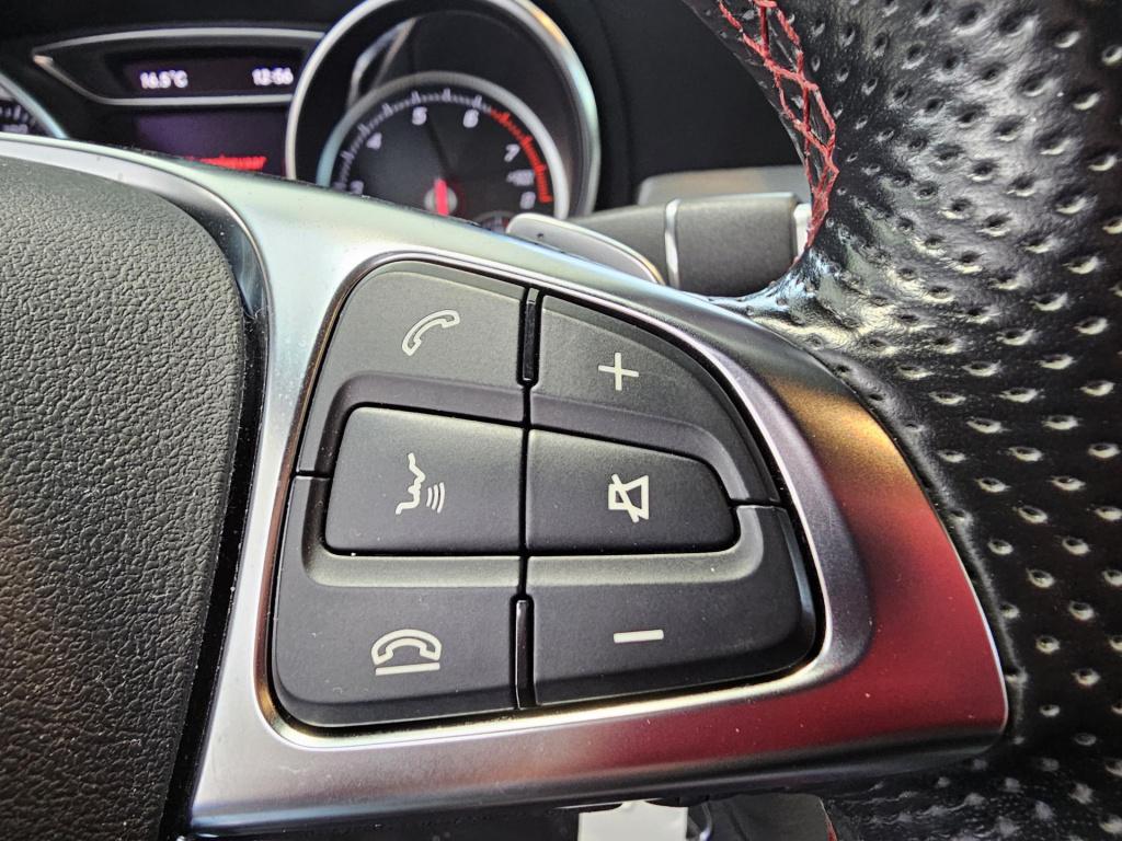 Mercedes-Benz Cla shooting brake 180 business solution amg