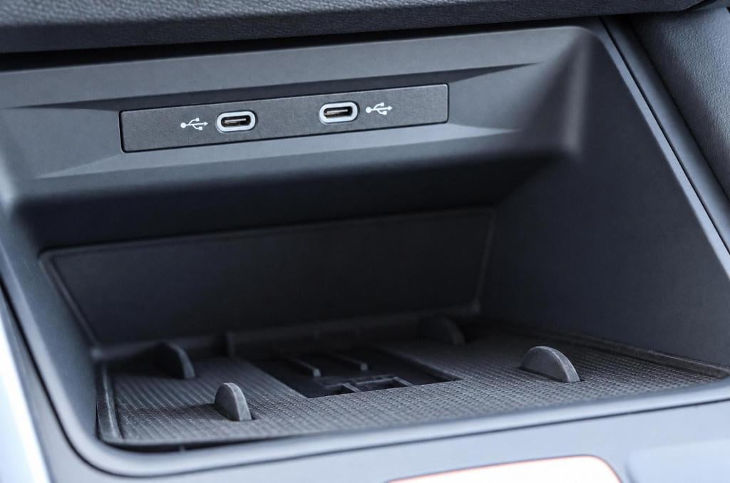 Cupra Formentor 1.5 tsi e-hybrid business 204pk dsg6
