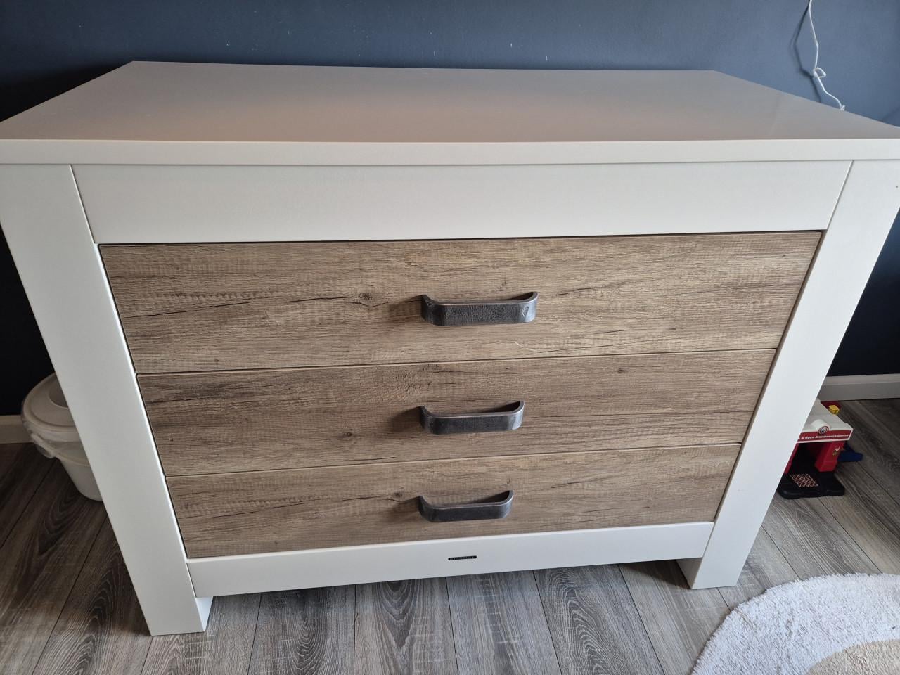 Babykamer meubels Kidsmill Long Island - Ledikant, commode en kledingkast
