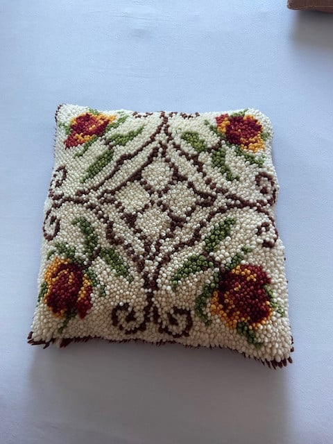 Smyrna kussen  45 X 45 cm.
