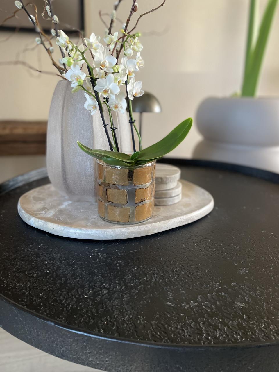 Trendy zwarte ronde salon tafel