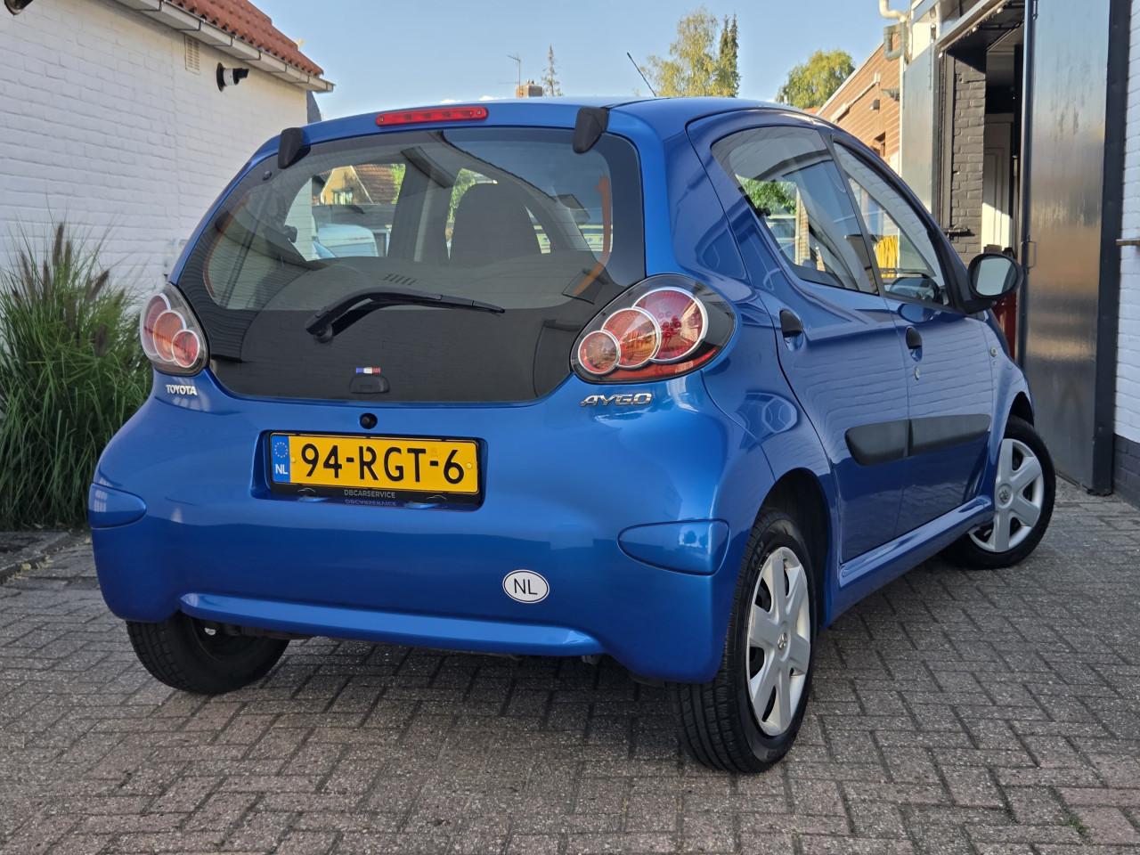 Toyota Aygo uit  2011 | AIRCO | 142.889 | NAP | Dealeronderhouden 5-Deurs.