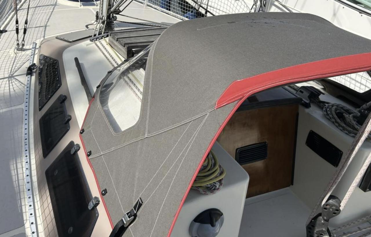 Zeilmaker voor reparatie en bootcanvas